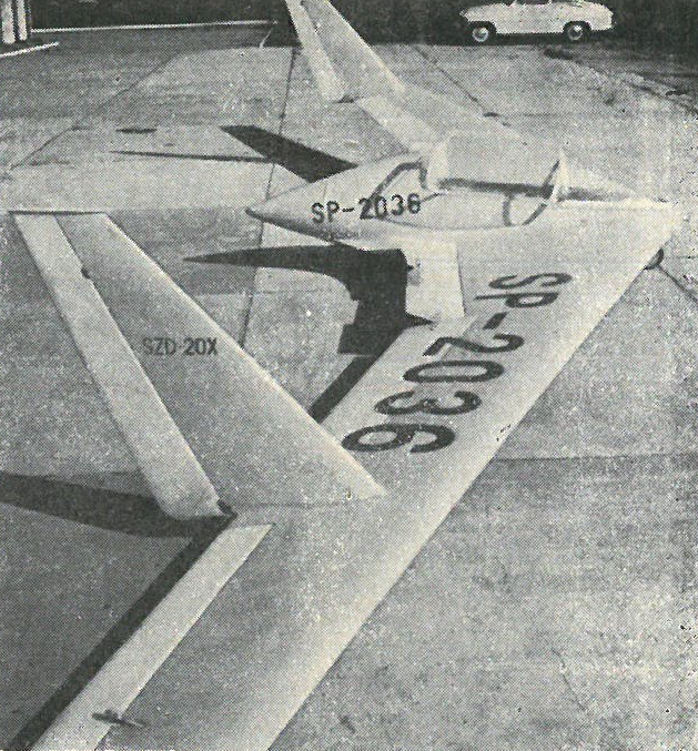Prototyp SZD-20 Wampir 2 na lotnisku w 1959 roku